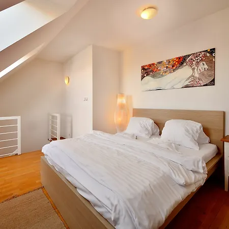 Twin Rooftop By Ambiente *